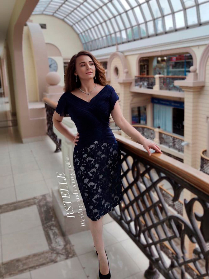 короткое кружевное вечернее платье большого размера