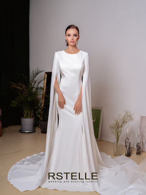 закрытое атласное свадебное платье русалка с кейпом