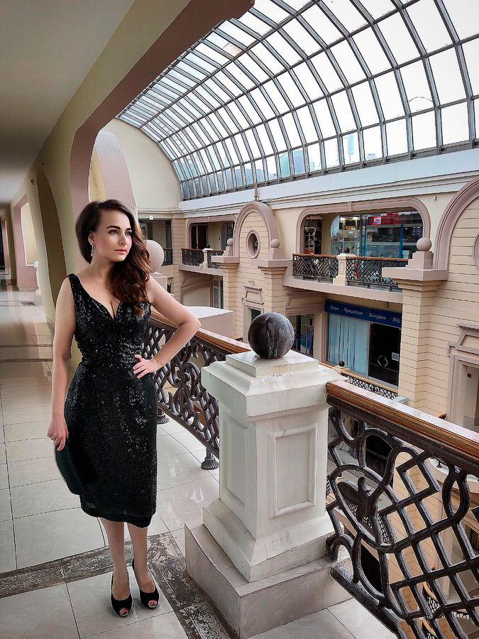 короткое вечернее платье черные пайетки