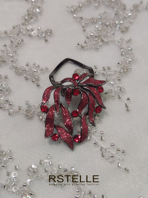 Зажим для палантина(брошь) рубиновый цвет