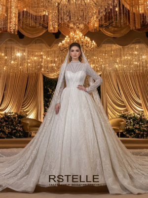 дорогое расшитое пышное свадебное платье с рукавами и стойкой