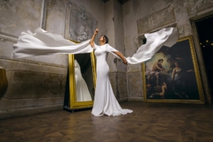 Екатерина Стриженова в платье RSTELLE