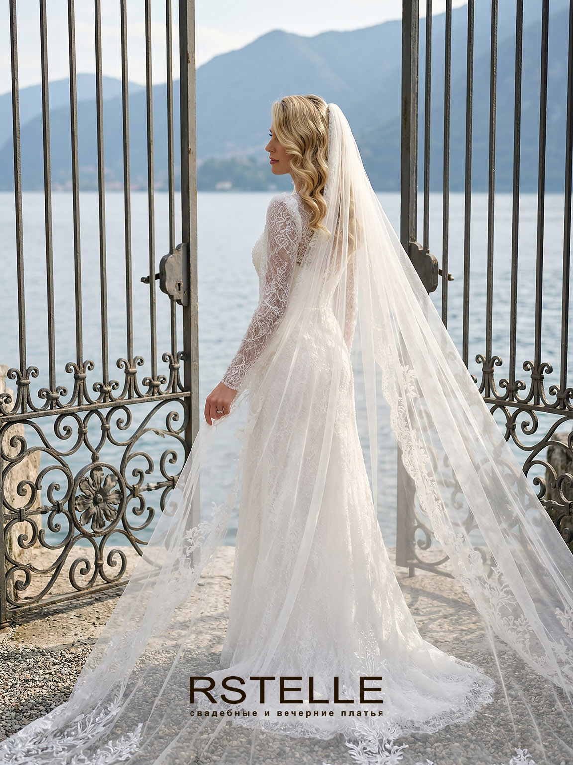 кружевное свадебное платье с рукавами, прямой силуэт