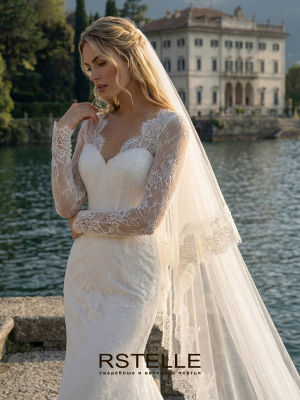 кружевное свадебное платье с рукавами и клиновидным корсетом(сердечком), закрытое платье со шлейфом