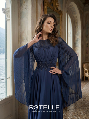 Шифоновое вечернее платье с кейпом, кружево на поясе, вырез лодочкой